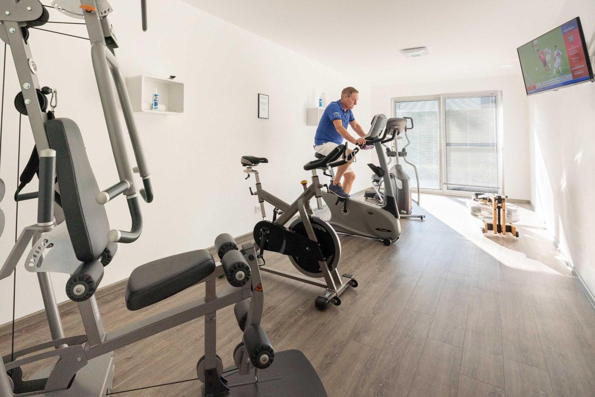 Appartement "Traumzeit" Mit Penthouseflair - Oase Am Haff Garz  Room photo